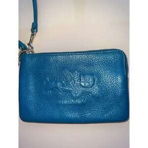 Coach Horse And Carriage Corner Zip Wristlet - Gunmetal / Forest Green
Original